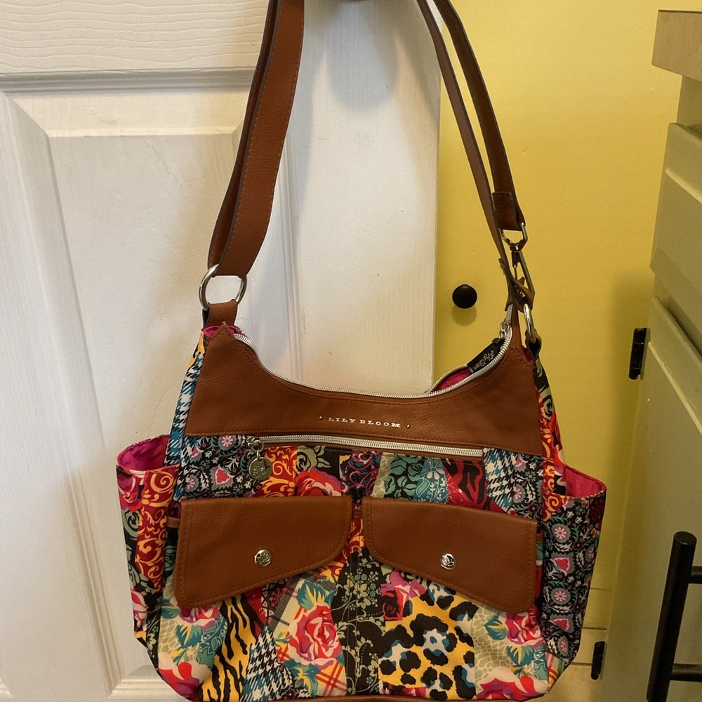 Lily bloom Large Shoulder Bag